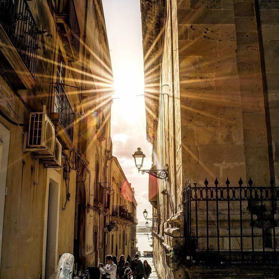 Amuni' Sicily Guest House Syrakuzy Zewnętrze zdjęcie