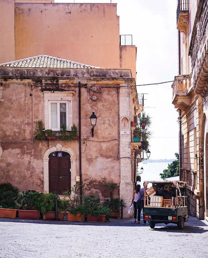 Amuni' Sicily Guest House Syrakuzy Zewnętrze zdjęcie